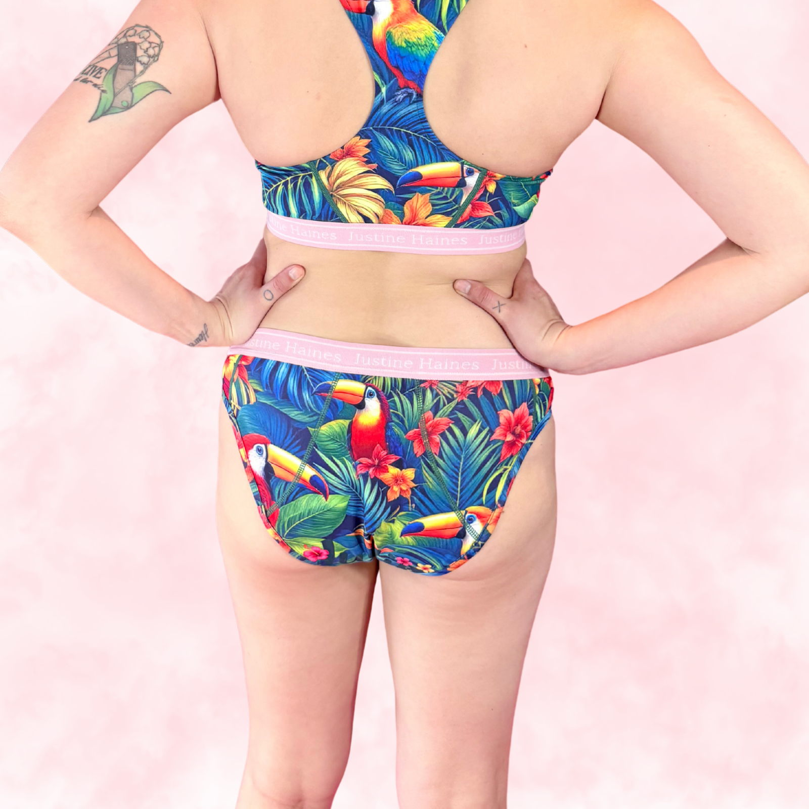 Classic Hipster Period Undie 🧡🌺 Tropical Escape 🦜🌴