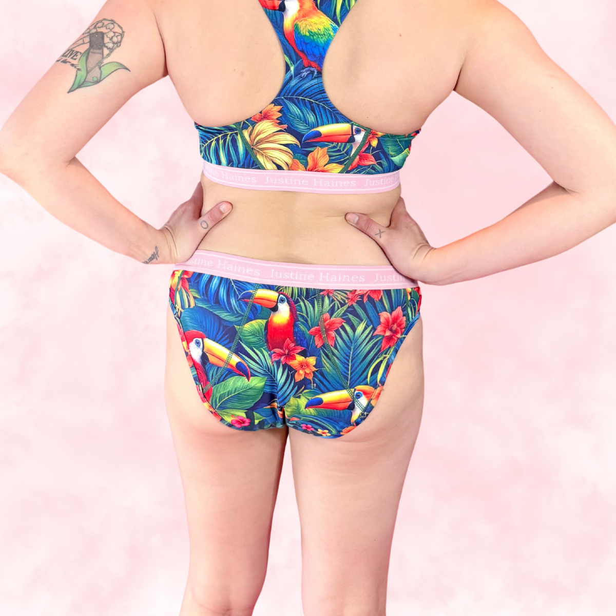 Classic Hipster Period Undie 🧡🌺 Tropical Escape 🦜🌴