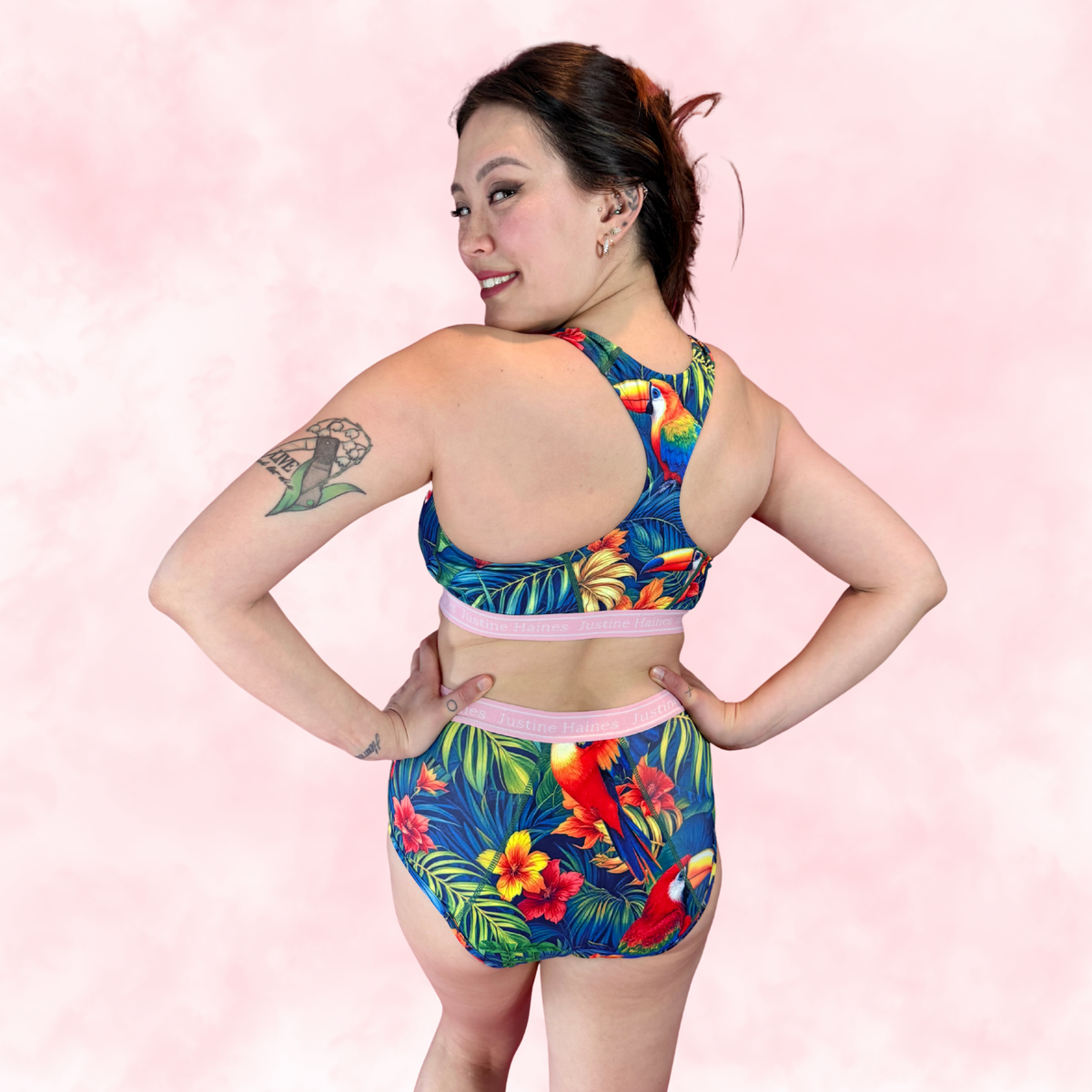High-Rise Classic Period Undie 🧡🌺 Tropical Escape 🦜🌴