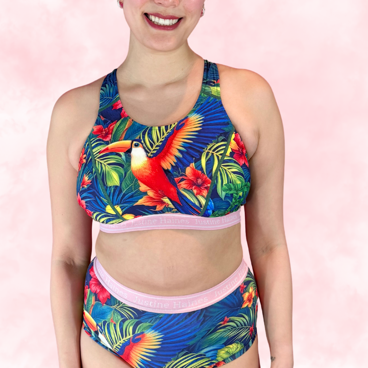 Classic T-Back Sports Bra 🧡🌺 Tropical Escape 🦜🌴