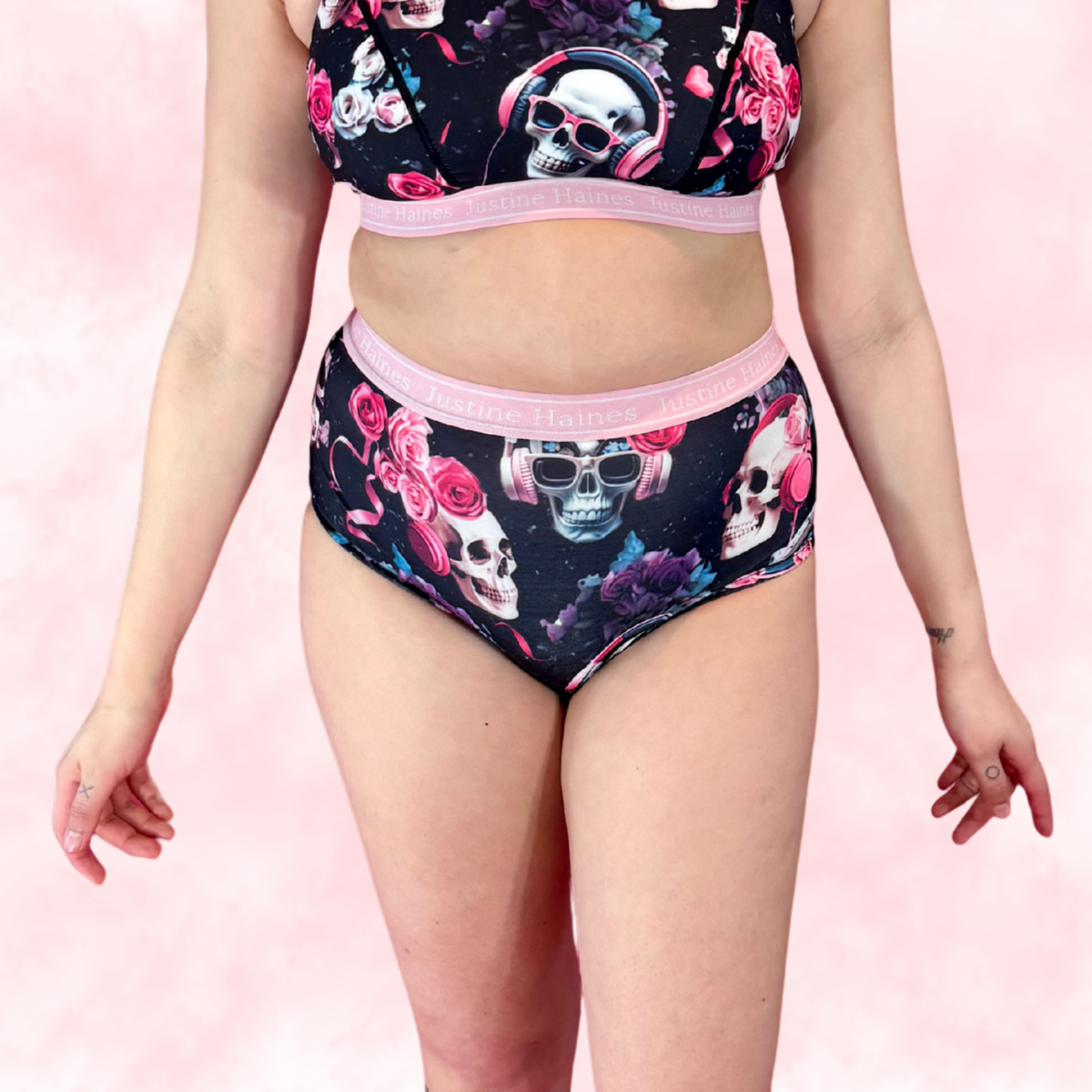 High-Rise Classic Period Undie 🖤Justine 4Ever 💀🌹 🎧