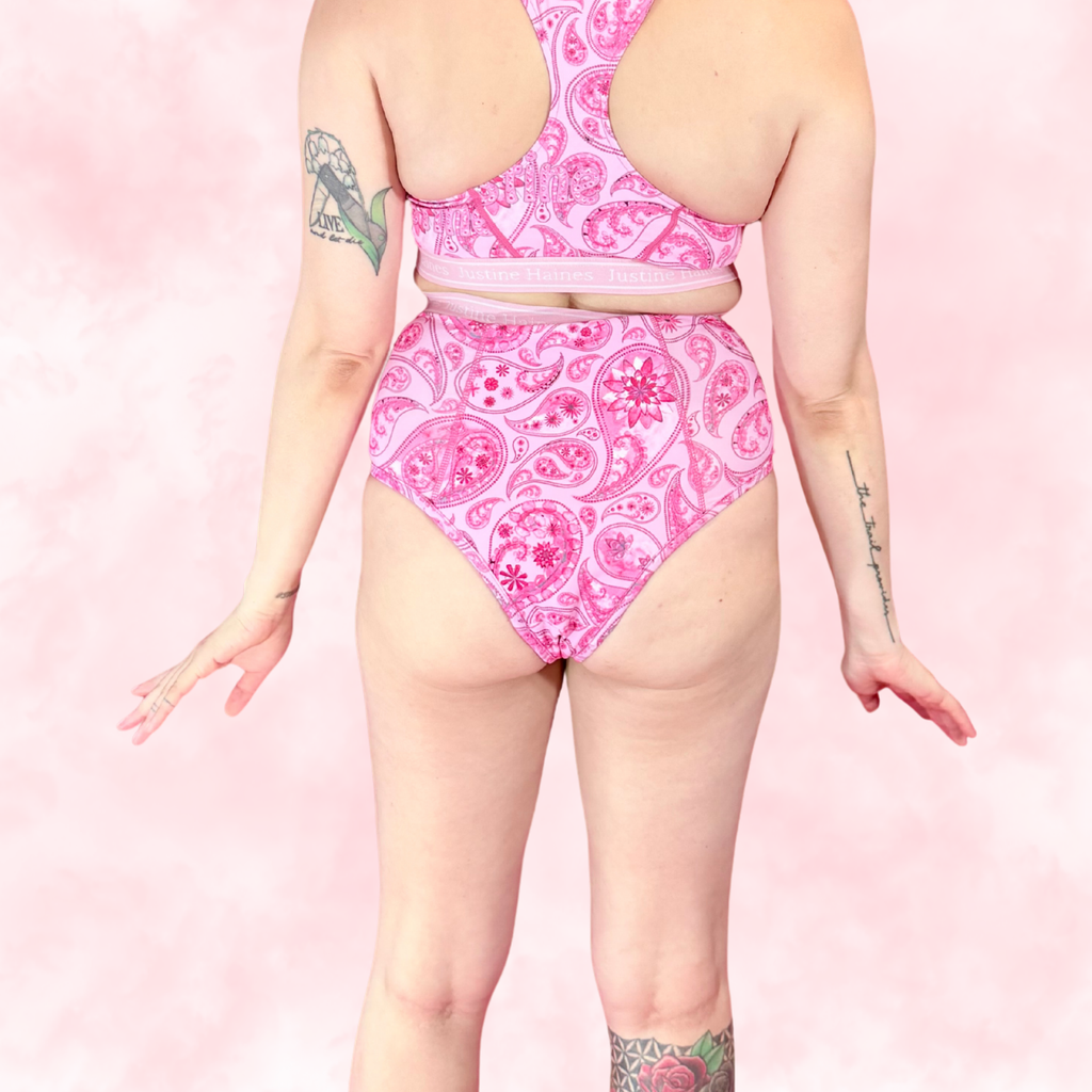 Cheeky Menstruelle Taille Haute Gainante (Brésilienne) 🌸🎀 Pink Paisley 🌸🎀
