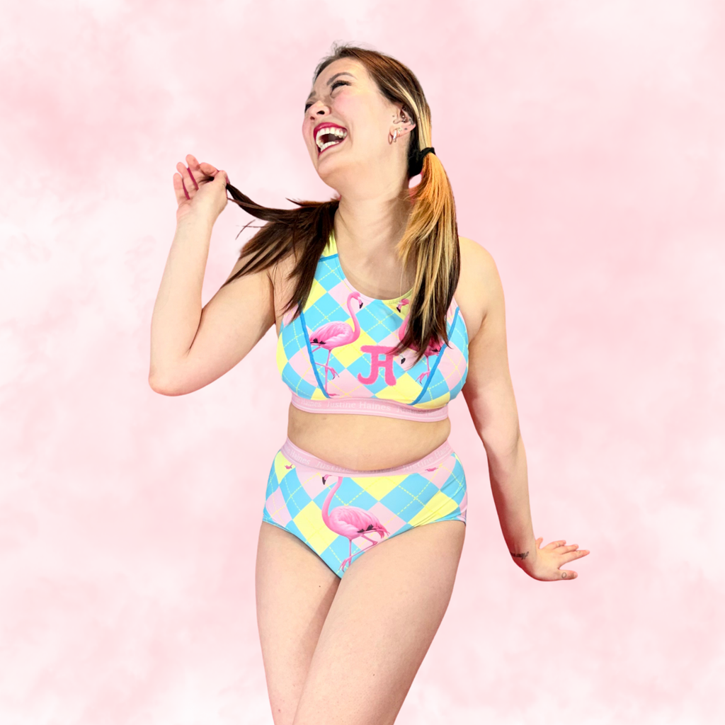 Classic T-Back Sports Bra 🎀 Preppy Flamingo 🦩✨